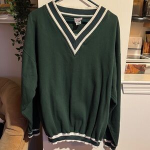 Vintage Pluma Dark Green V-Neck Sweate